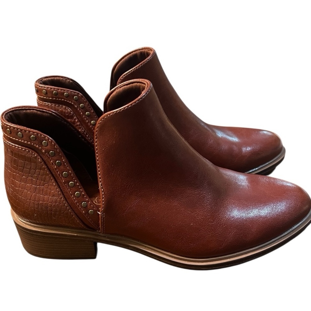 BareTraps Avril Brown Ankle Boots Vegan Size 7M - Picture 4 of 9